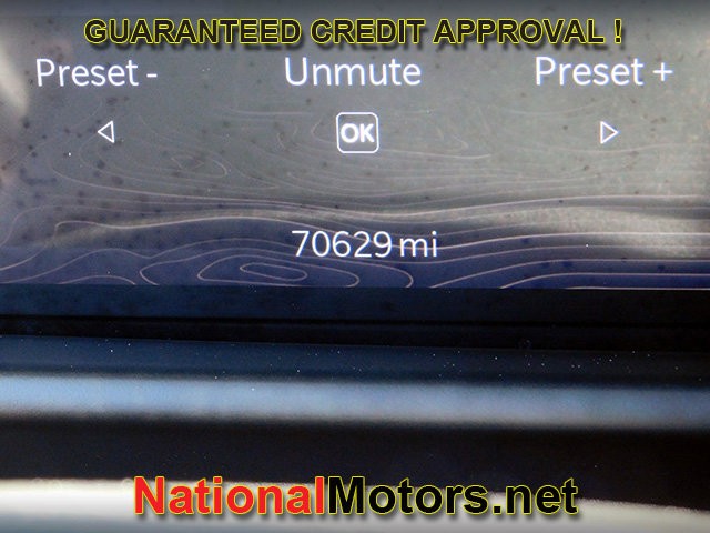 Jeep Wagoneer L Vehicle Full-screen Gallery Image 25