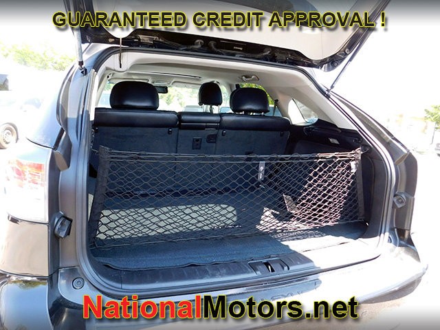 Lexus RX 350 Vehicle Full-screen Gallery Image 07