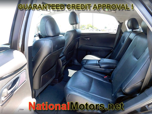 Lexus RX 350 Vehicle Full-screen Gallery Image 10
