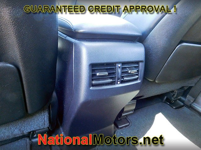 Lexus RX 350 Vehicle Full-screen Gallery Image 11