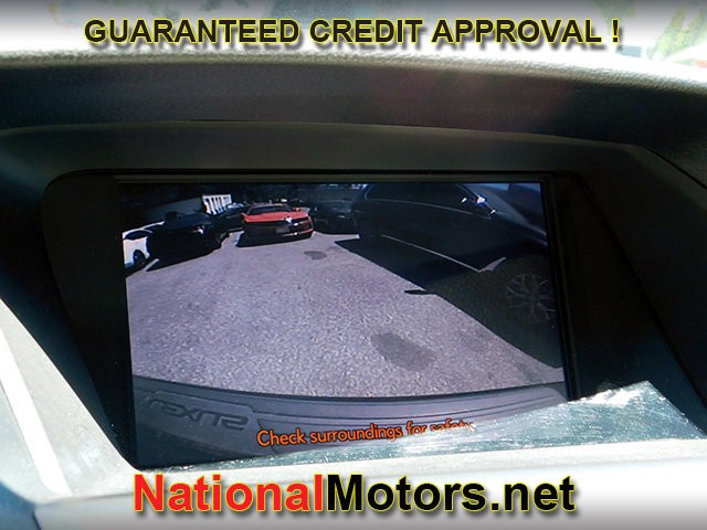 Lexus RX 350 Vehicle Full-screen Gallery Image 19