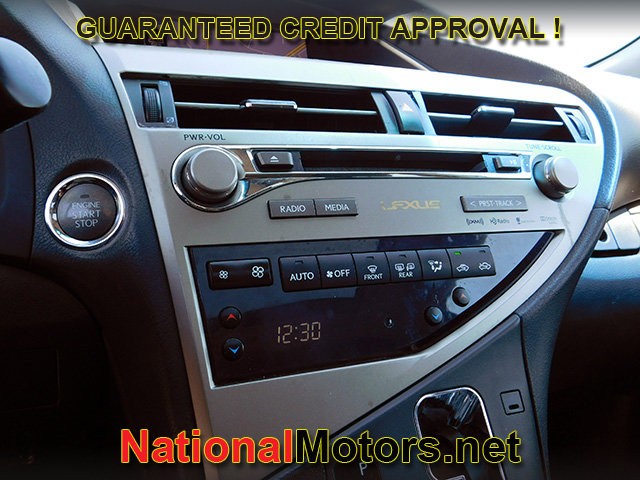 Lexus RX 350 Vehicle Full-screen Gallery Image 20