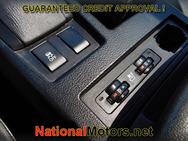 Lexus RX 350 Vehicle Full-screen Gallery Image 23