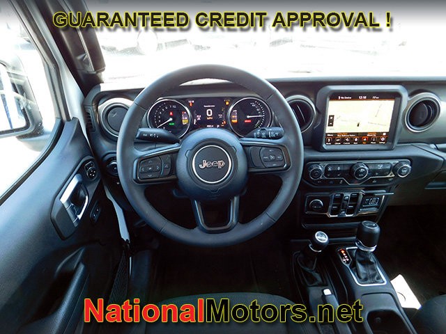 Jeep Wrangler 4xe Vehicle Full-screen Gallery Image 19