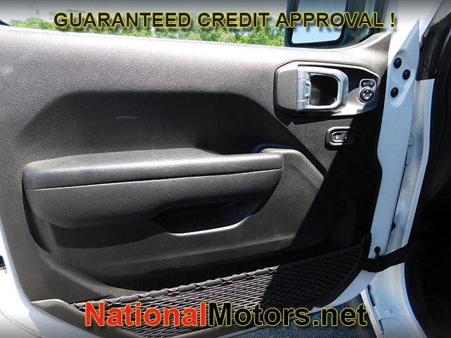 Jeep Wrangler 4xe Vehicle Full-screen Gallery Image 21