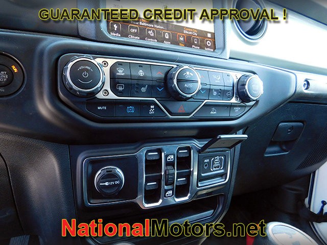 Jeep Wrangler 4xe Vehicle Full-screen Gallery Image 25