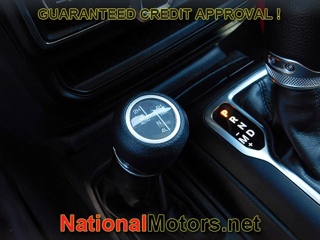 Jeep Wrangler 4xe Vehicle Full-screen Gallery Image 27