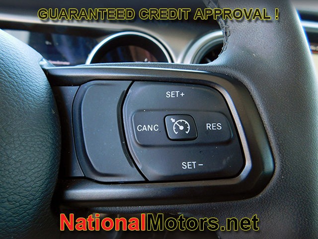 Jeep Wrangler 4xe Vehicle Full-screen Gallery Image 28