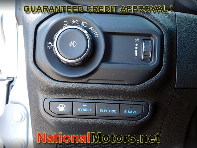Jeep Wrangler 4xe Vehicle Full-screen Gallery Image 31