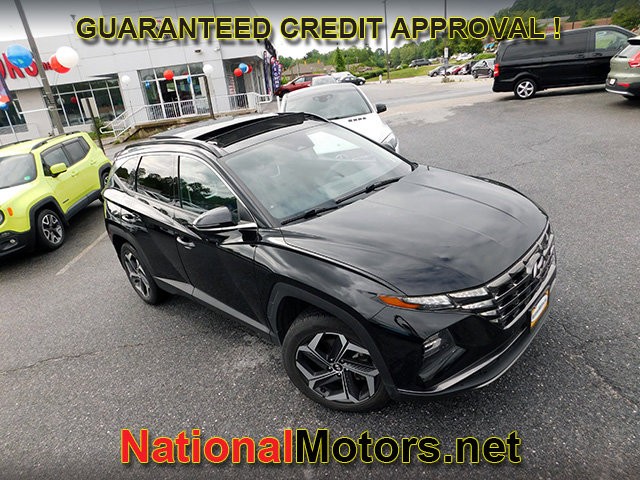 Hyundai Tucson Vehicle Full-screen Gallery Image 02