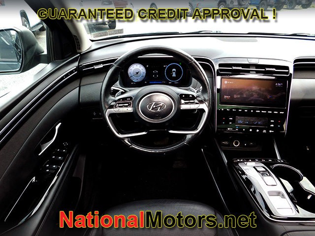 Hyundai Tucson Vehicle Full-screen Gallery Image 11