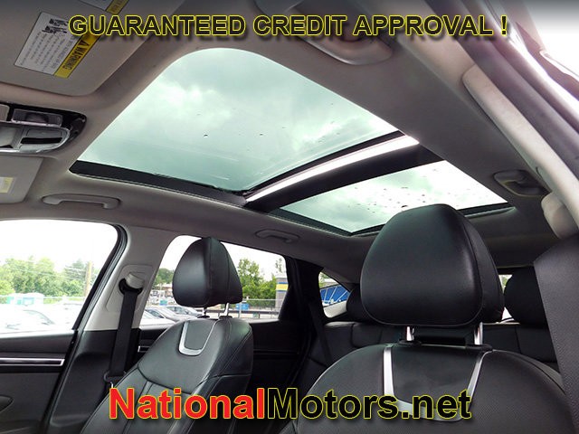 Hyundai Tucson Vehicle Full-screen Gallery Image 15
