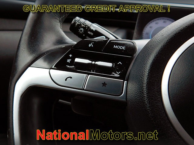 Hyundai Tucson Vehicle Full-screen Gallery Image 23