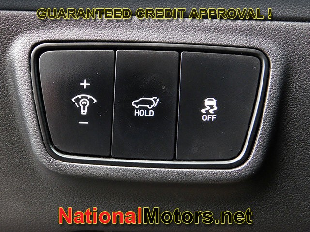 Hyundai Tucson Vehicle Full-screen Gallery Image 25