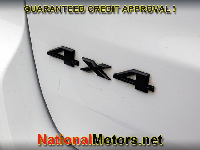 Jeep Grand Cherokee Vehicle Full-screen Gallery Image 06