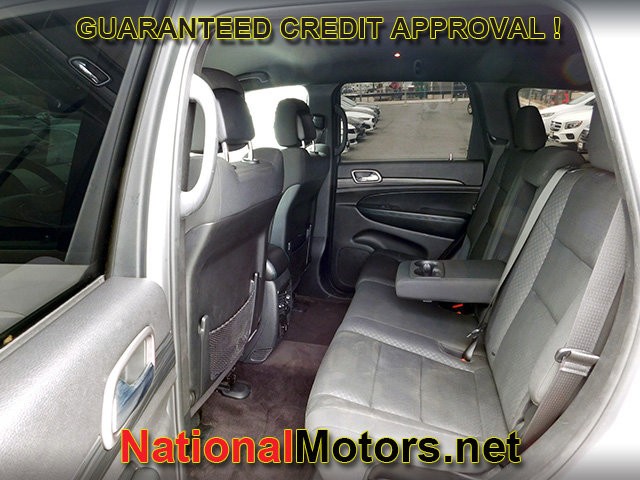 Jeep Grand Cherokee Vehicle Full-screen Gallery Image 10