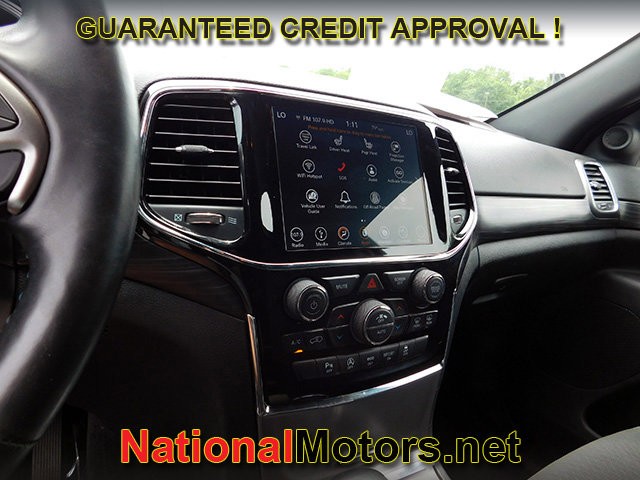 Jeep Grand Cherokee Vehicle Full-screen Gallery Image 16