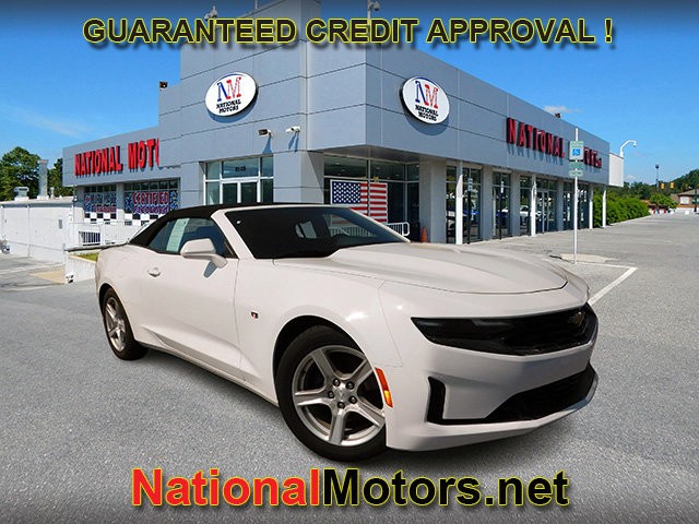 Chevrolet Camaro Vehicle Full-screen Gallery Image 02