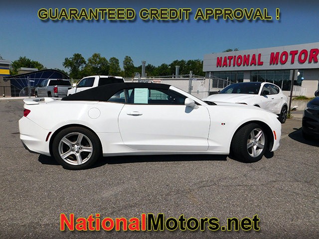 Chevrolet Camaro Vehicle Full-screen Gallery Image 05