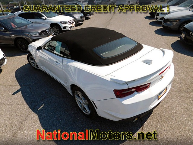 Chevrolet Camaro Vehicle Full-screen Gallery Image 07