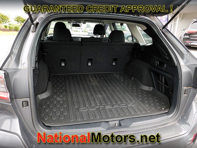 Subaru Outback Vehicle Full-screen Gallery Image 07