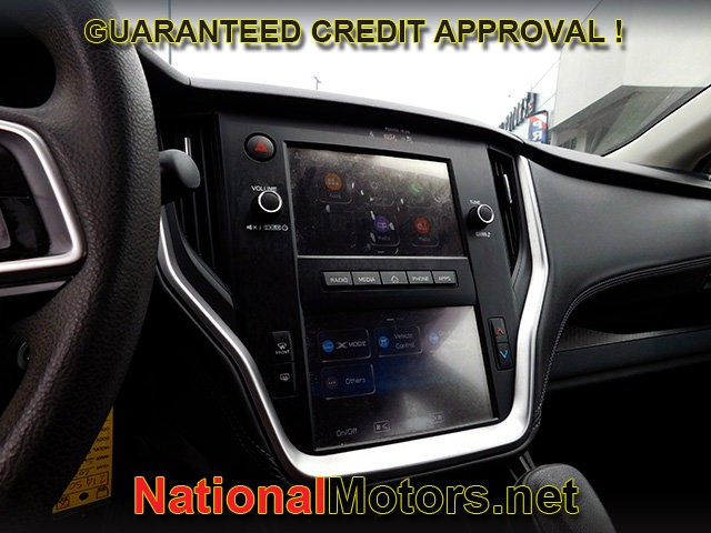 Subaru Outback Vehicle Full-screen Gallery Image 13