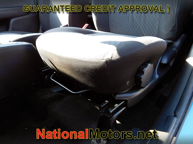 Mitsubishi Mirage Vehicle Full-screen Gallery Image 09