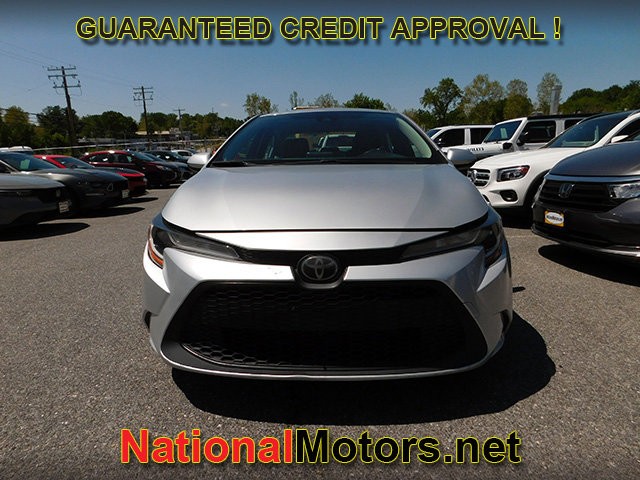 Toyota Corolla Vehicle Full-screen Gallery Image 03
