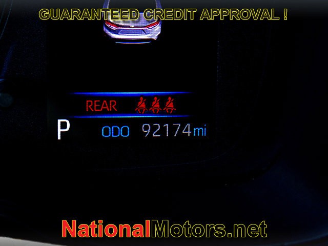 Toyota Corolla Vehicle Full-screen Gallery Image 18