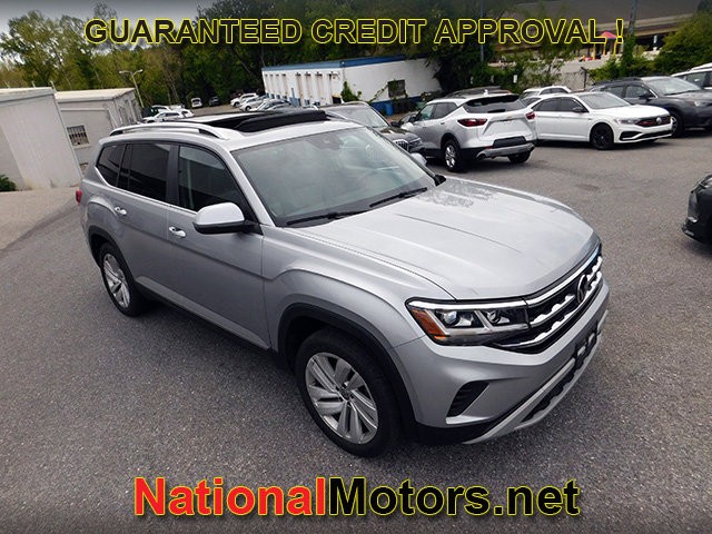 Volkswagen Atlas Vehicle Full-screen Gallery Image 02