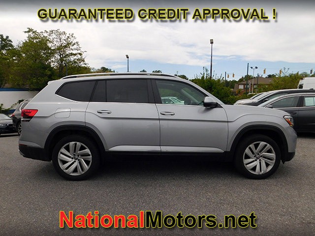 Volkswagen Atlas Vehicle Full-screen Gallery Image 04