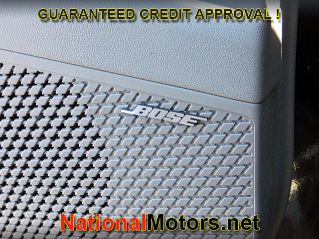 Hyundai Elantra Vehicle Full-screen Gallery Image 21