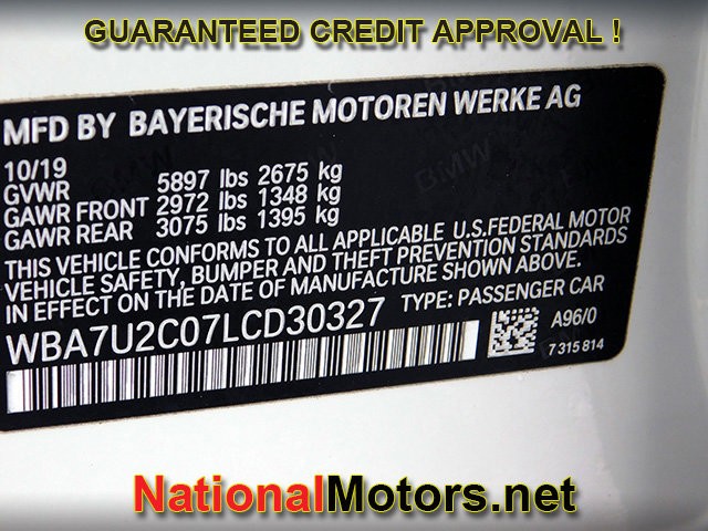 BMW 7 Series Vehicle Full-screen Gallery Image 28