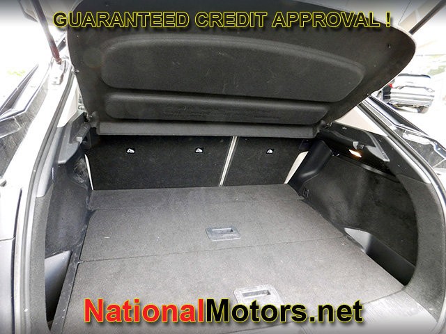 Nissan ARIYA Vehicle Full-screen Gallery Image 05