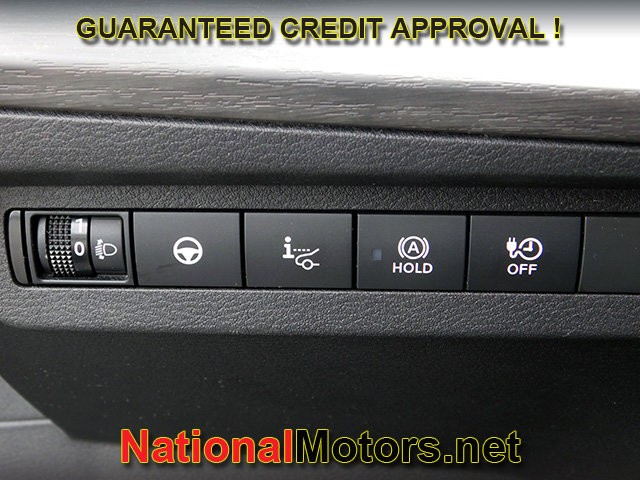 Nissan ARIYA Vehicle Full-screen Gallery Image 16