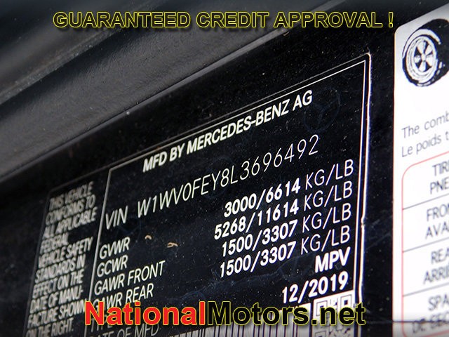 Mercedes-Benz Metris Passenger Van Vehicle Full-screen Gallery Image 19