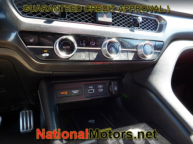 Acura Integra Vehicle Full-screen Gallery Image 19