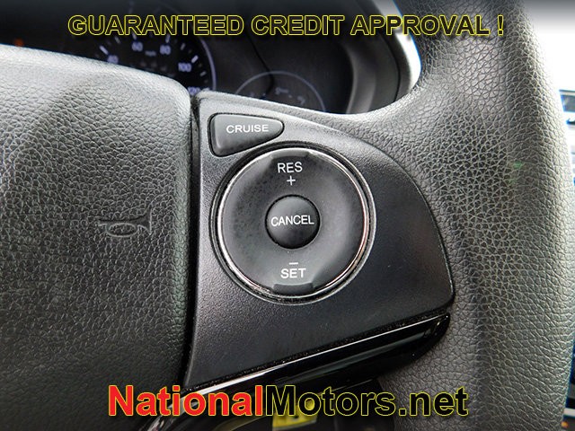 Honda HR-V Vehicle Full-screen Gallery Image 17