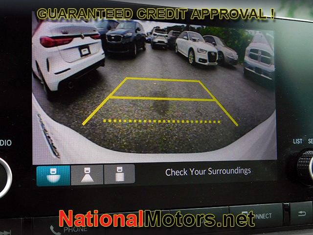 Honda Accord Sedan Vehicle Full-screen Gallery Image 12