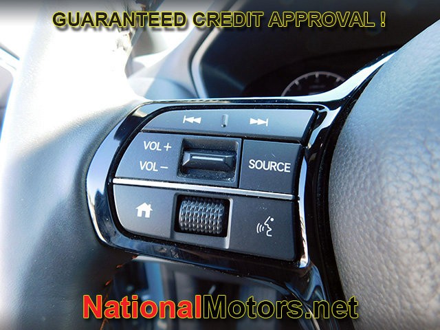 Honda HR-V Vehicle Full-screen Gallery Image 16