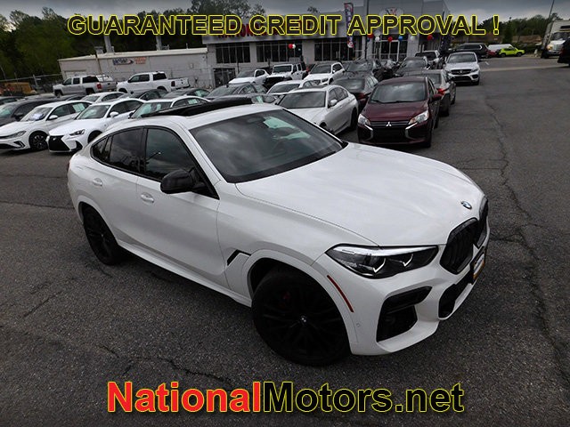 BMW X6 Vehicle Full-screen Gallery Image 02