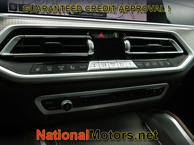 BMW X6 Vehicle Full-screen Gallery Image 20
