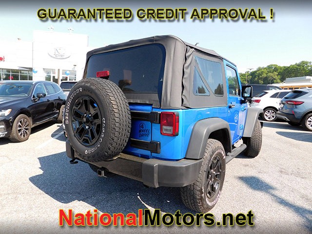 Jeep Wrangler Vehicle Full-screen Gallery Image 05