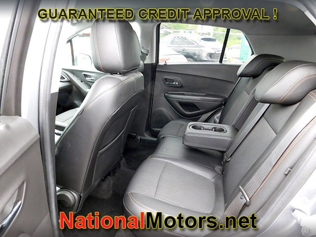Chevrolet Trax Vehicle Full-screen Gallery Image 09