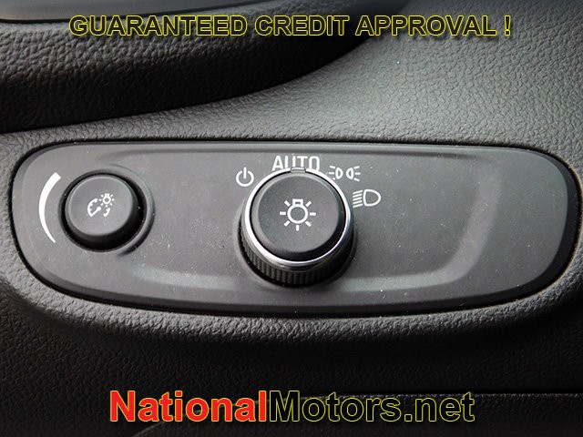 Chevrolet Trax Vehicle Full-screen Gallery Image 22