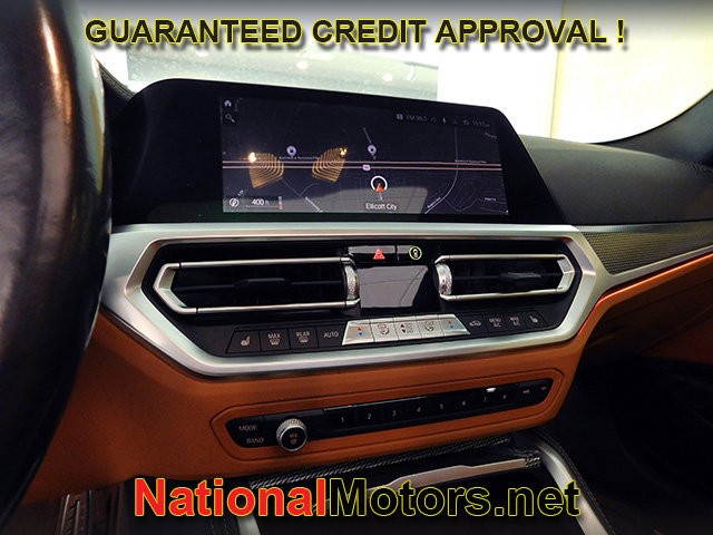 BMW 4 Series Vehicle Full-screen Gallery Image 15