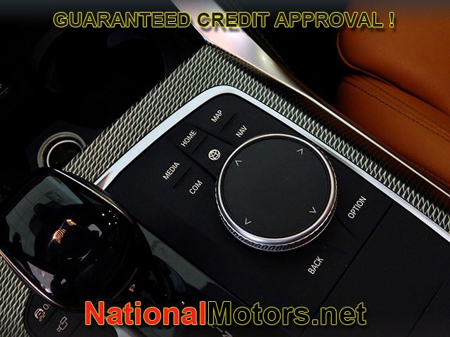BMW 4 Series Vehicle Full-screen Gallery Image 17