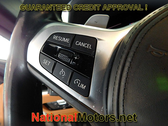 BMW 4 Series Vehicle Full-screen Gallery Image 19