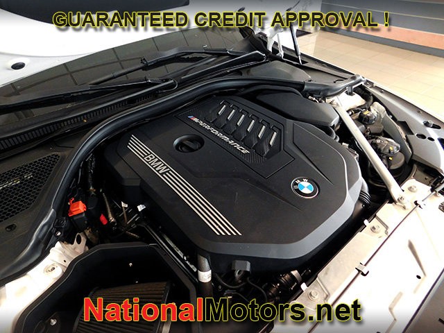 BMW 4 Series Vehicle Full-screen Gallery Image 23