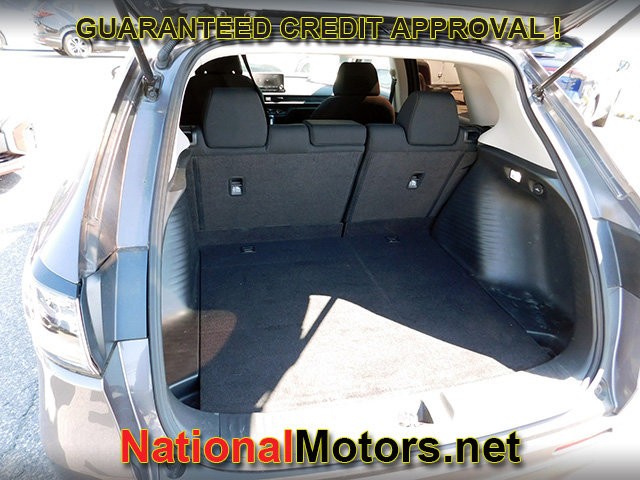 Honda HR-V Vehicle Full-screen Gallery Image 06